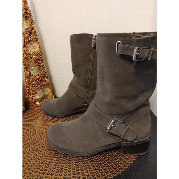 Vince Camuto Whyla Suede Booties Size 7.5 - Picture 4 of 9
